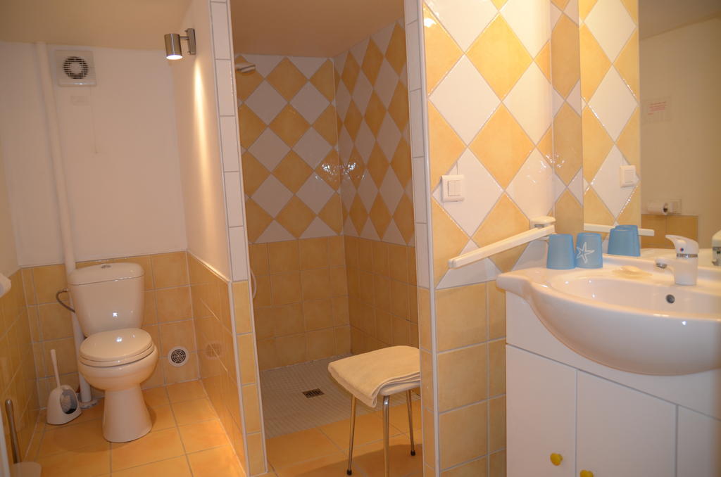 Le Petit Bacalan Villa Mormoiron Стая снимка